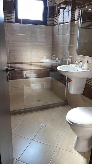 Breeze Apartment Burgas Bagian luar foto